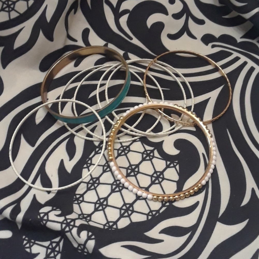 Bangle bracelets - Picture 2 of 2